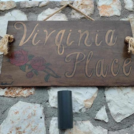 Virginia Place Athéras Exterior photo